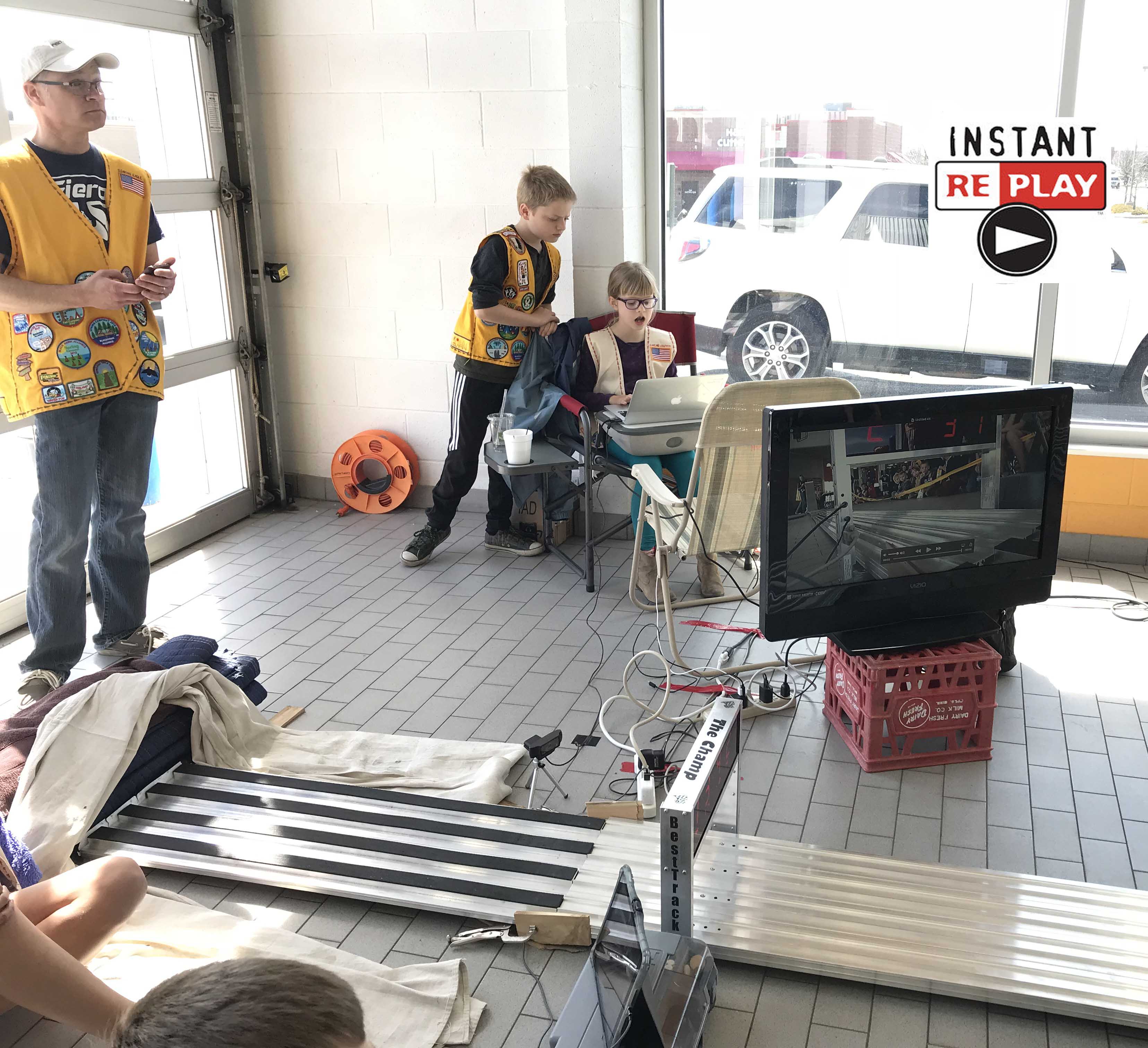 instant replay Pinewood Derby 2018 _IMG_7392