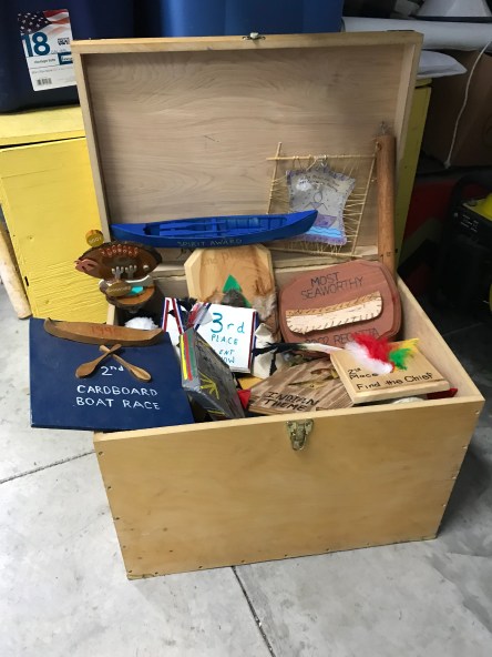 x Shawnee Princesses Chest